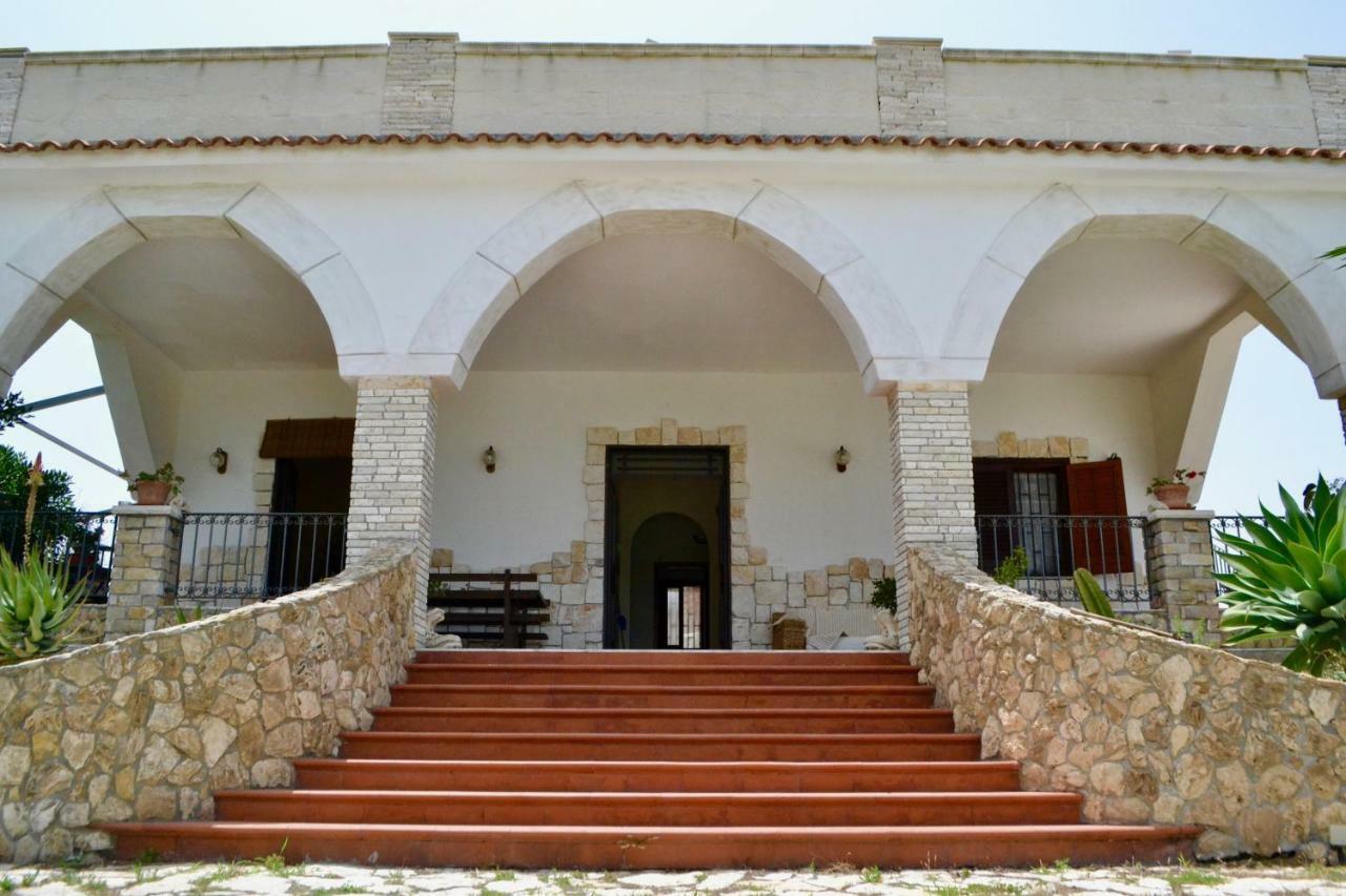 Villa Rosa - Ai Piedi Dell'Etna Brucoli Bagian luar foto